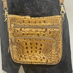 BRAHMIN CLEO Toasted ALMOND MELBOURNE LEATHER CROSSBODY BUILT in WALLET HANDBAG